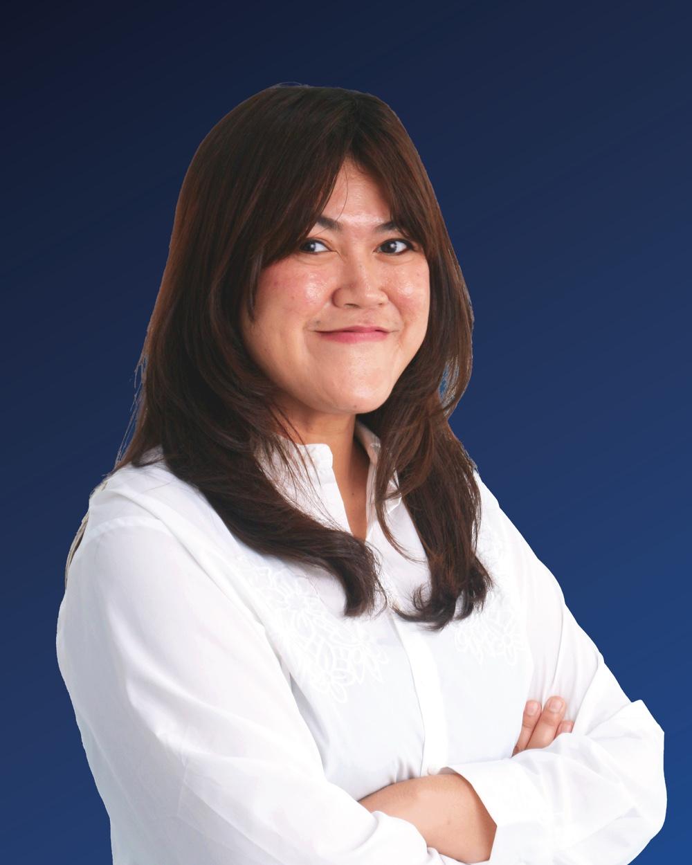 Apt. Rizki Tsari Andriani, PhD